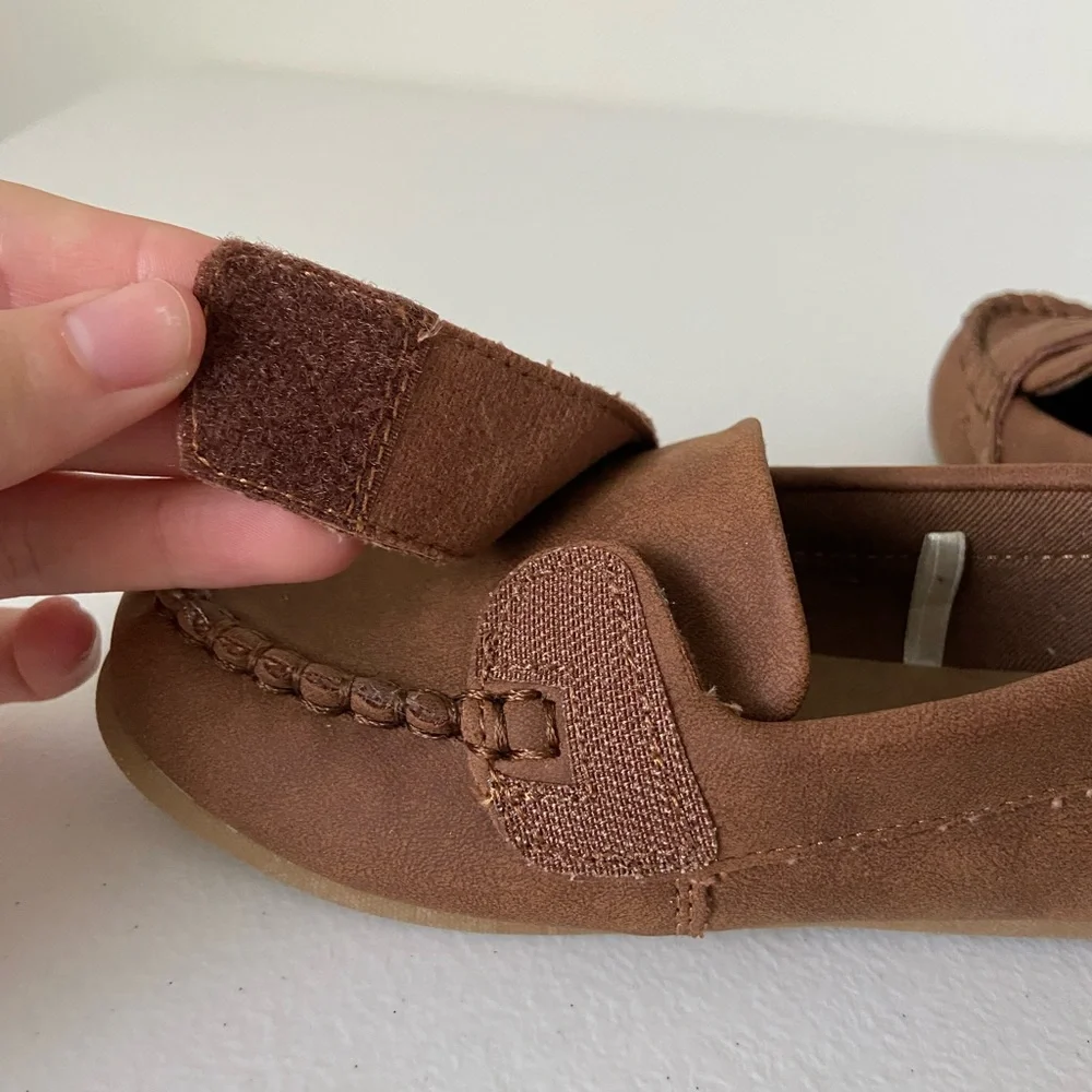NWOT | Cat & Jack boy’s slip on velcro loafers size 8 - Picture 7 of 7